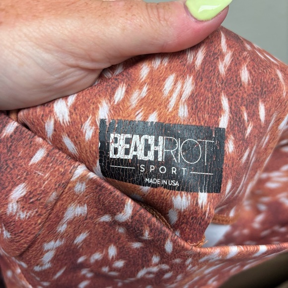 Beach Riot Sport Piper Legging Reindeer Print - Picture 9 of 10